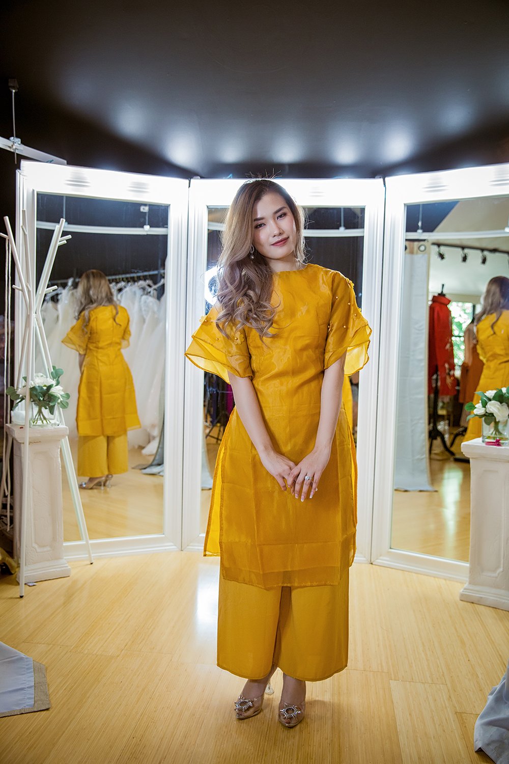 CT Ao Dai Cach Tan 1001