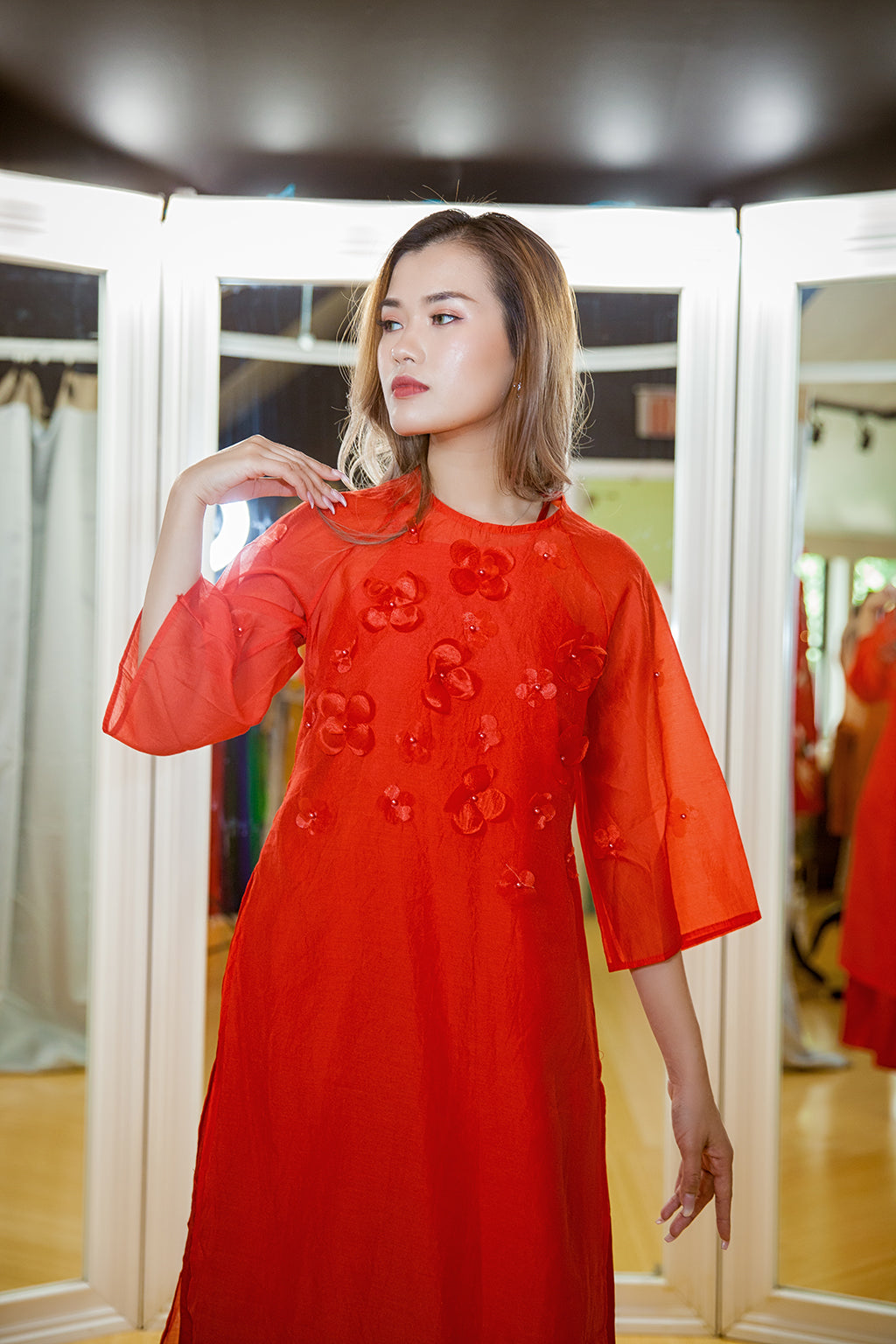 CT AO DAI CACH TAN 1004