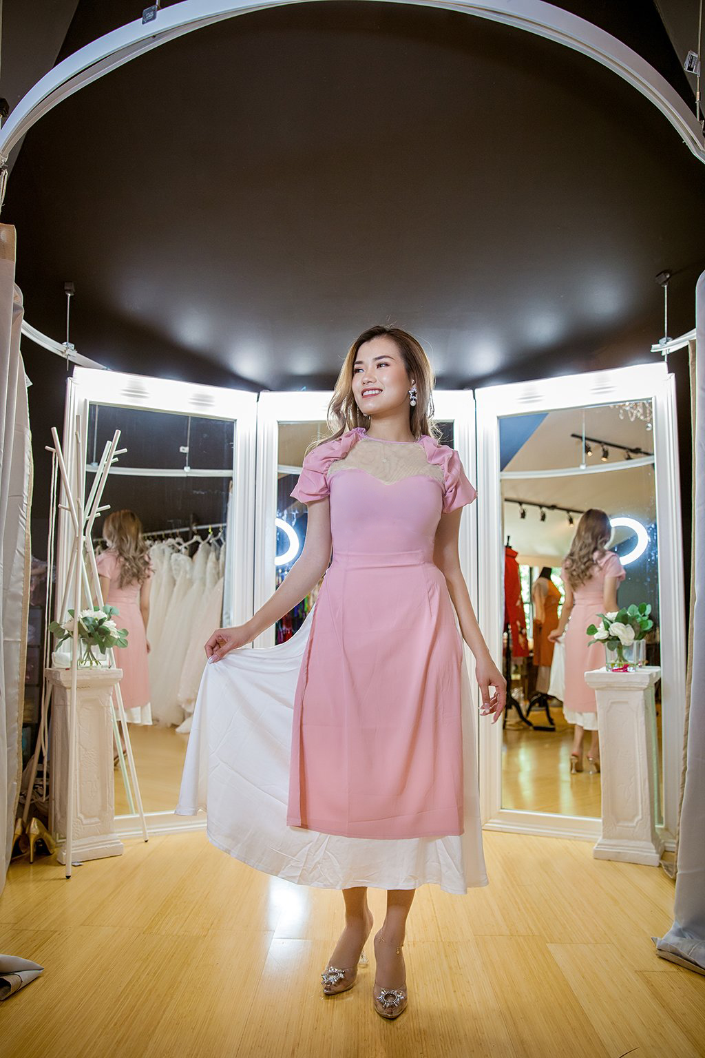 CT AO DAI CACH TAN 1011