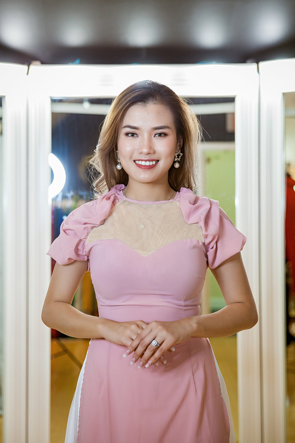 CT AO DAI CACH TAN 1011