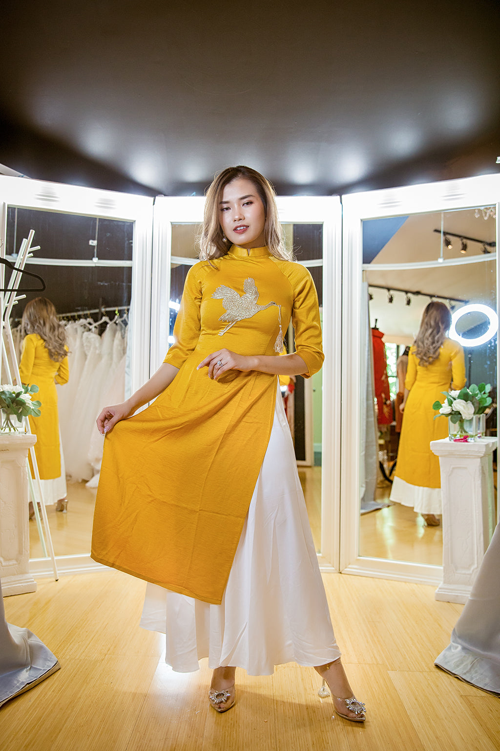 CT AO DAI CACH TAN 1014