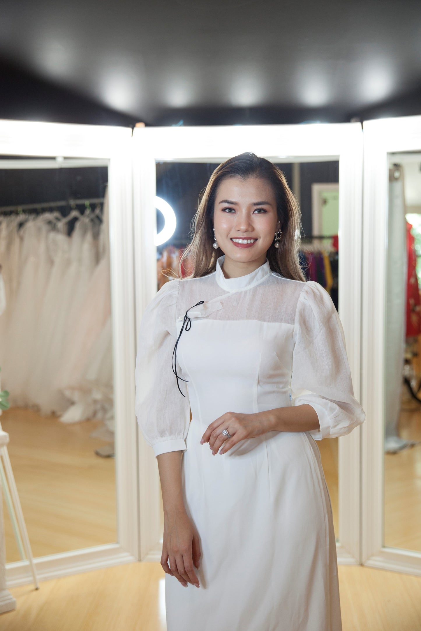 CT AO DAI CACH TAN 1036