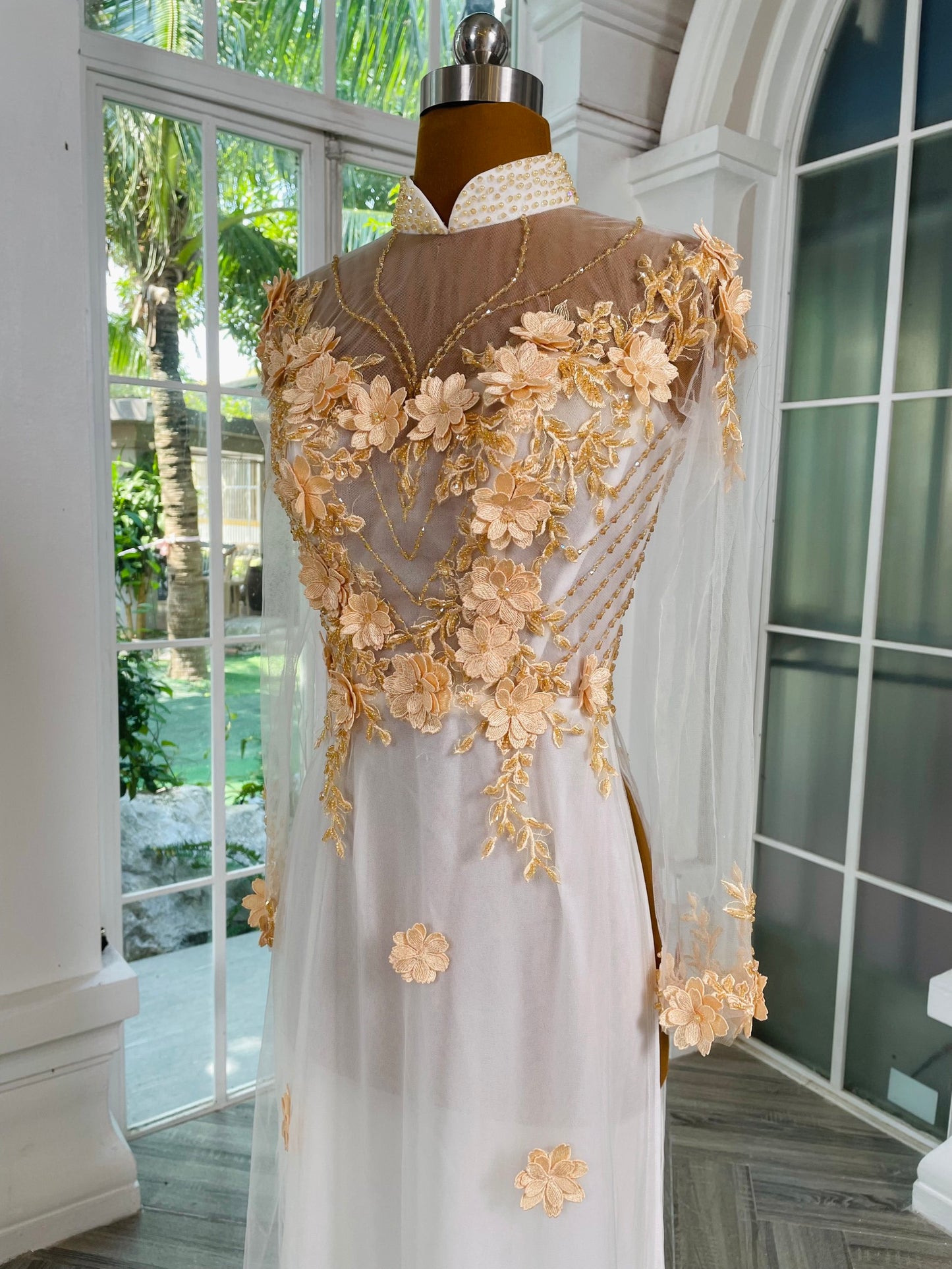 Aodai Charmaine Gold