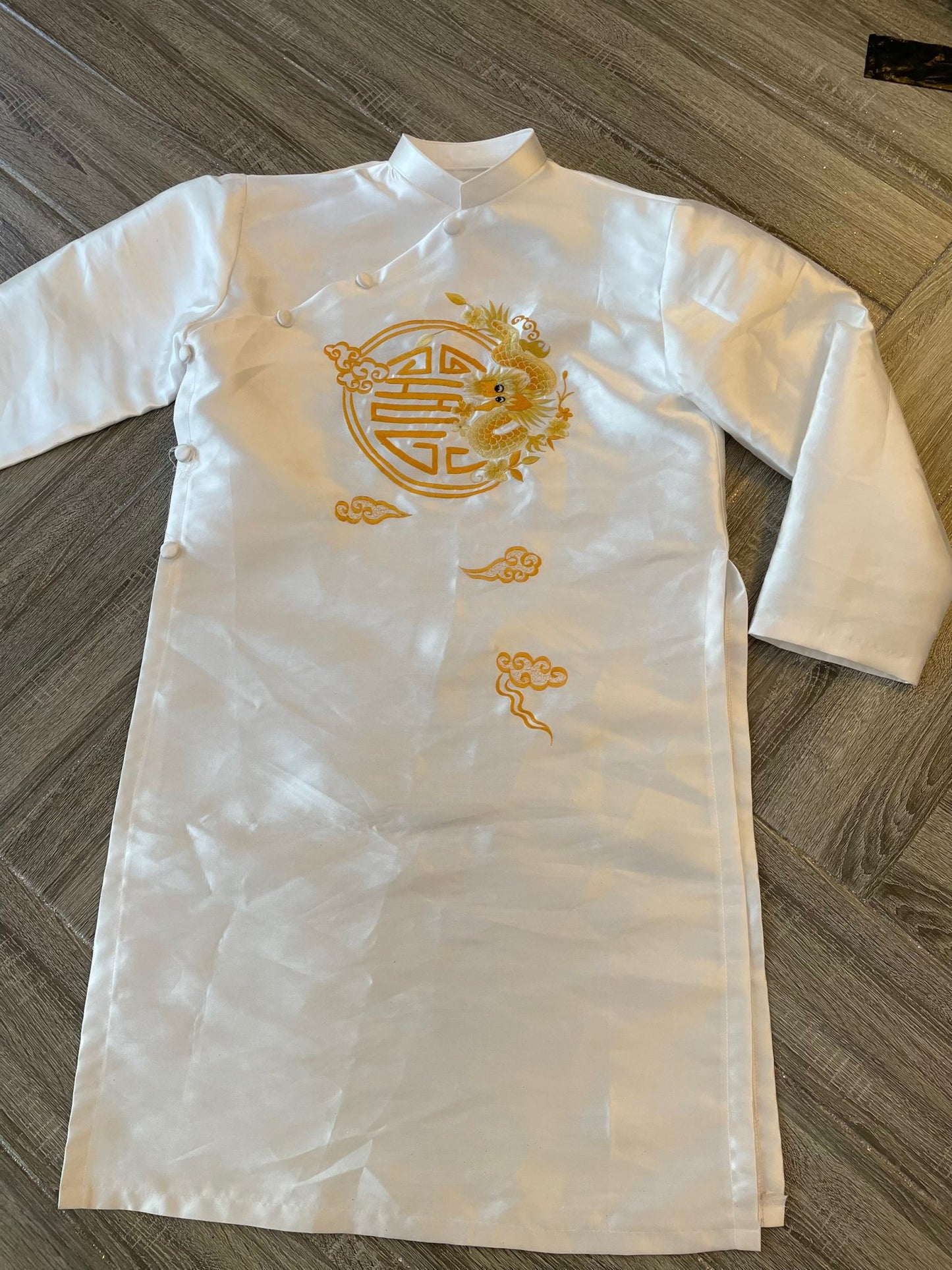 Kim Long - Men Aodai