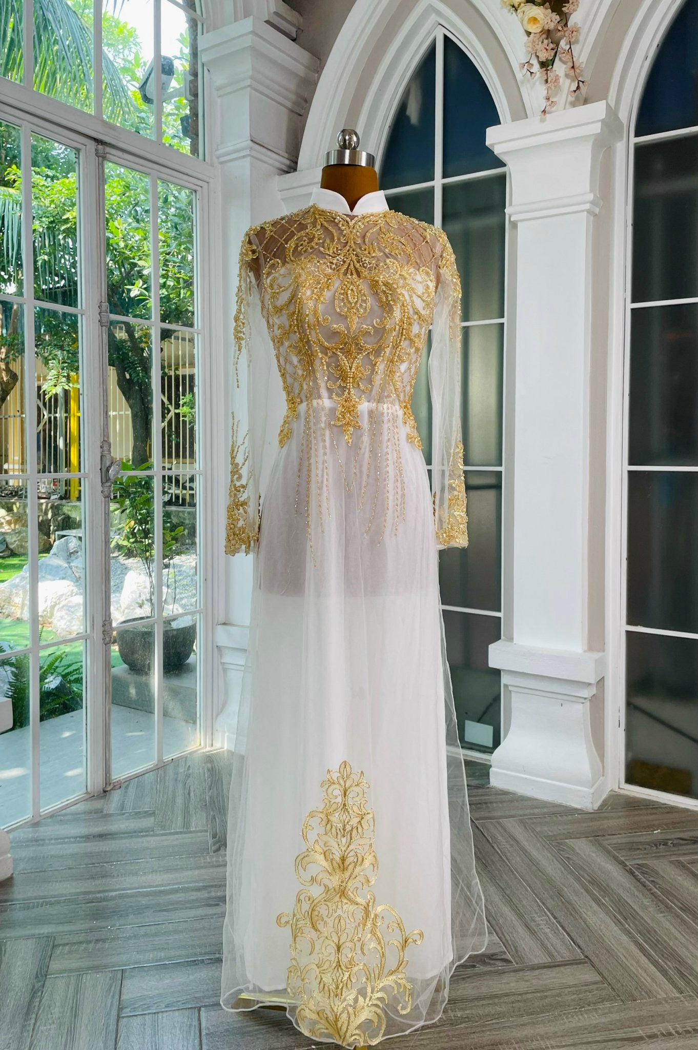Aodai Chloe White
