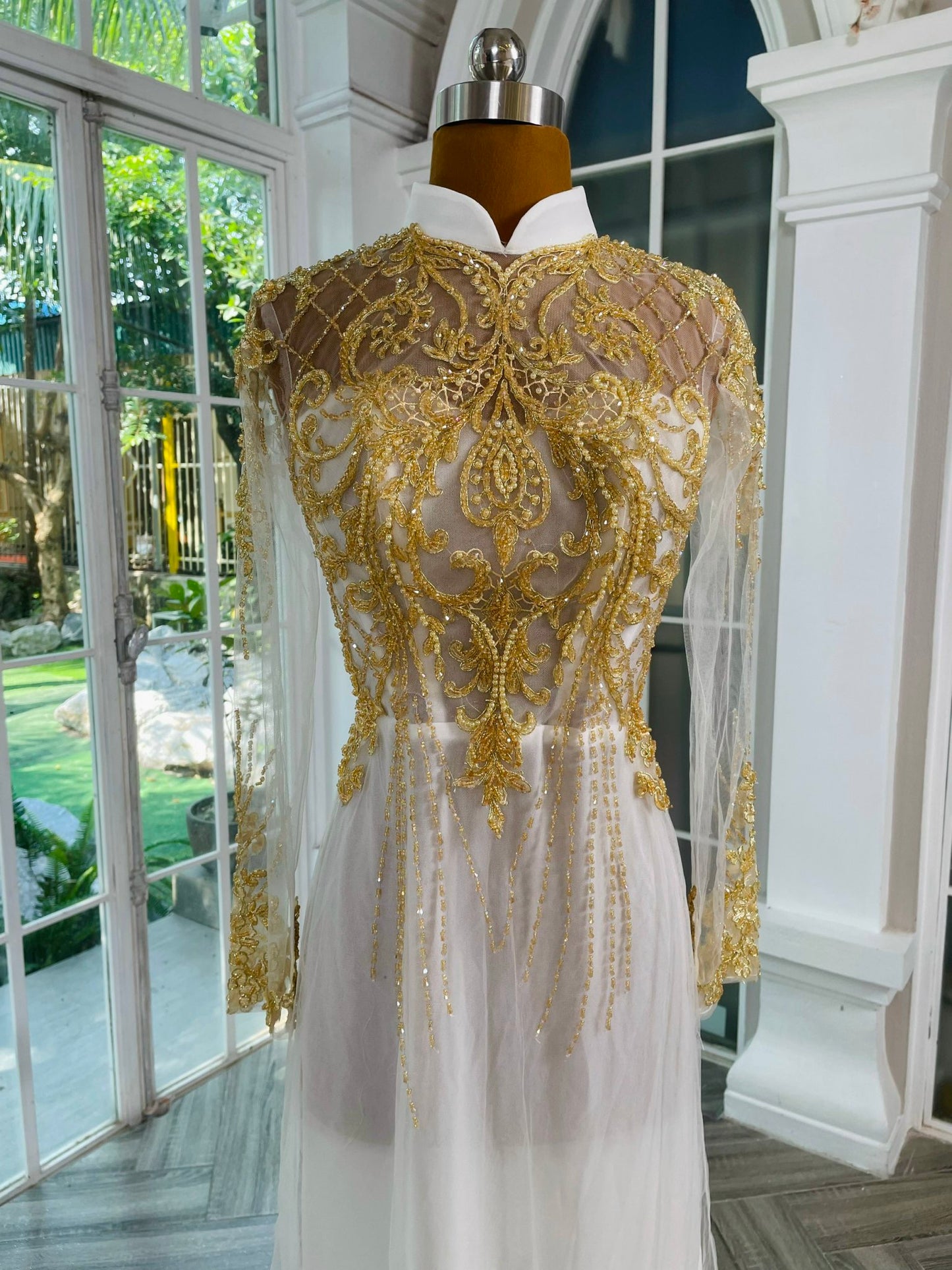 Aodai Chloe White