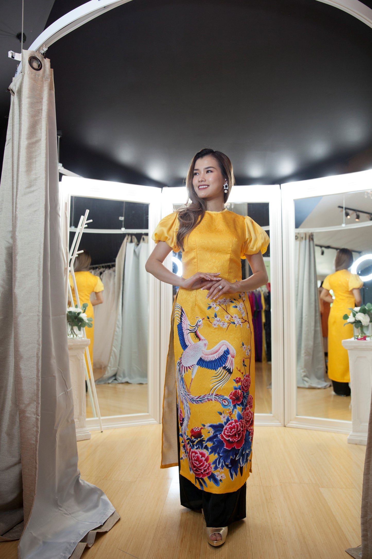 CT AO DAI CACH TAN 1038