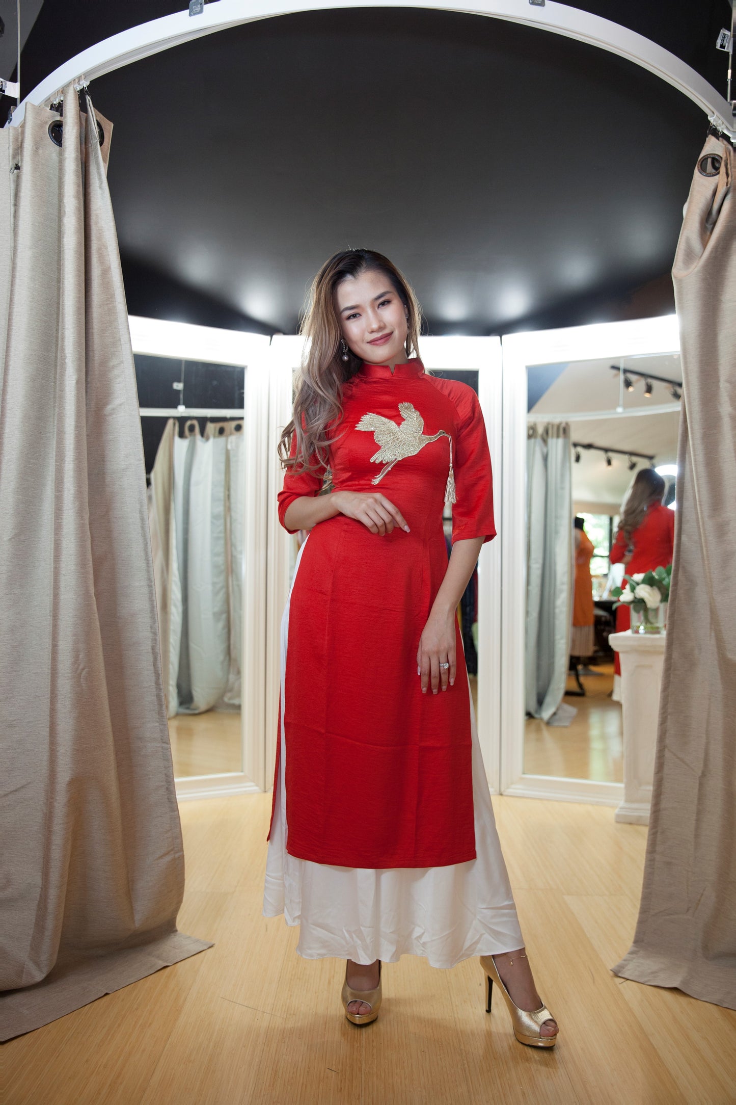CT AO DAI CACH TAN 1027
