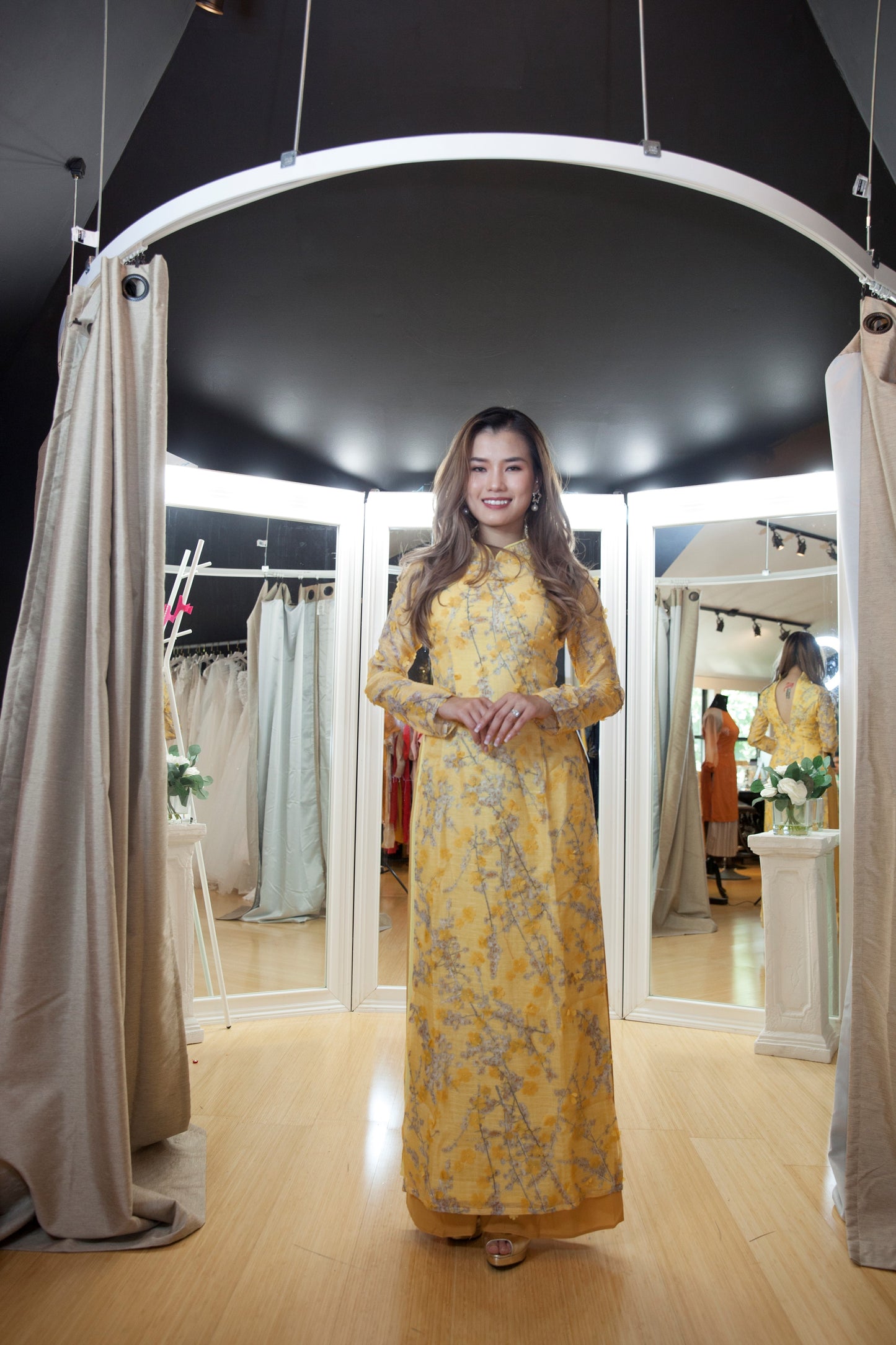 CT AO DAI CACH TAN 1020
