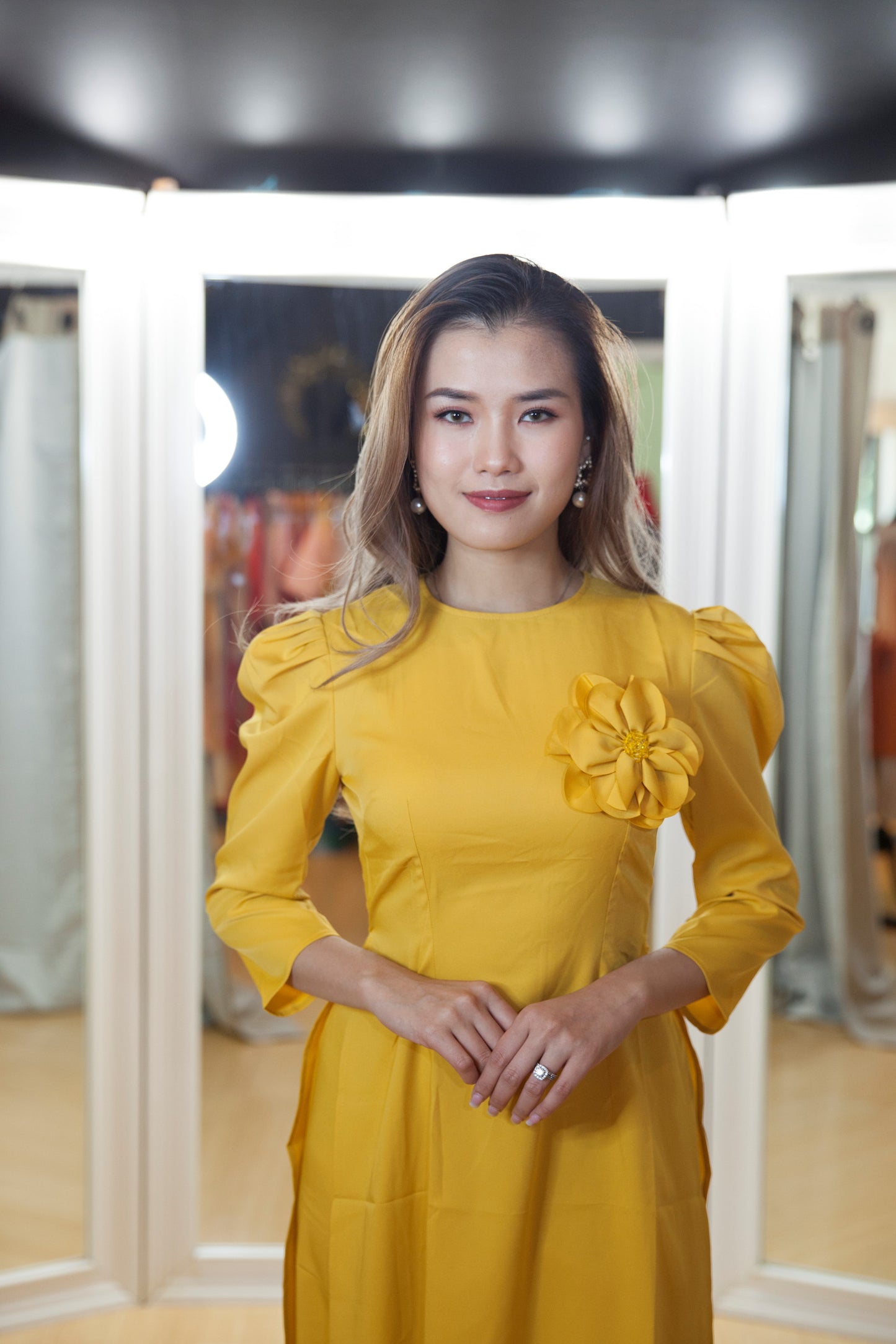 CT AO DAI CACH TAN 1032