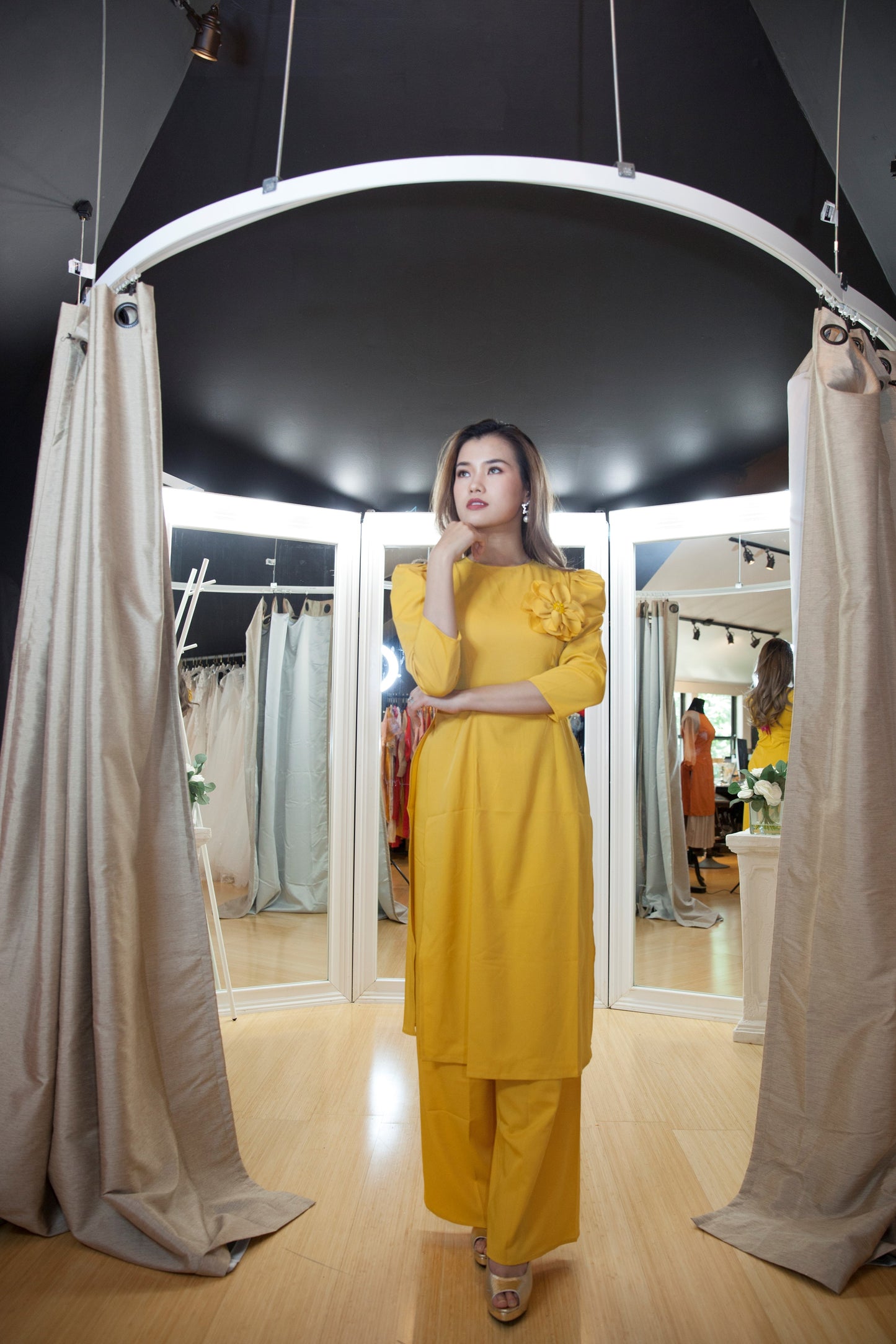 CT AO DAI CACH TAN 1032