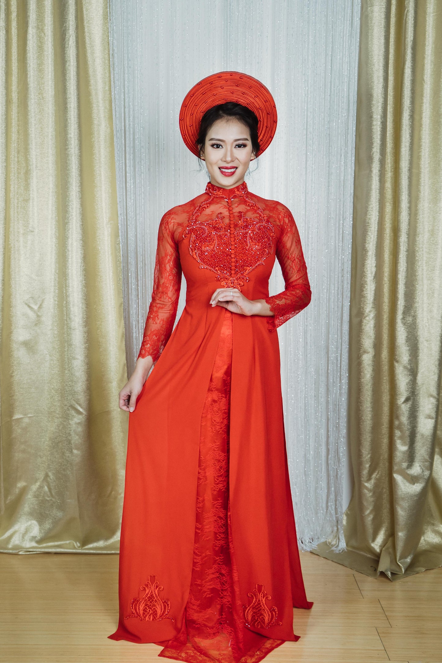 Ao Dai Tinsley